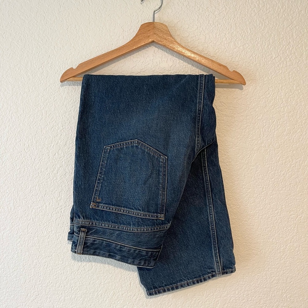 Madewell Darted Barrel-Leg Jeans